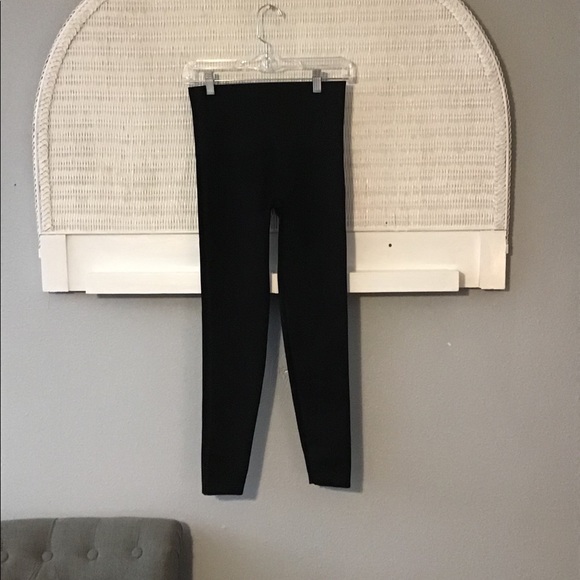 Spanx Women’s Shaping Leggings - Picture 2 of 7